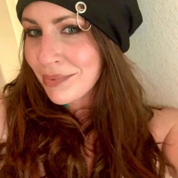 Slouch beanie hat with o-ring detail - Picture 12 of 15